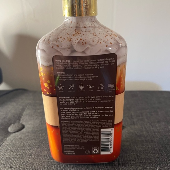 Hempz Limited Edition pumpkin spice and vanilla chai Herbal Body Moisturizer - - Picture 2 of 3